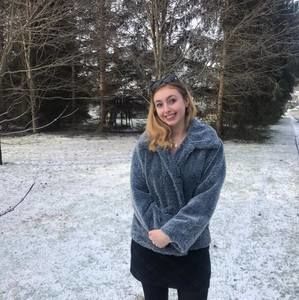 Meet your Posher, Lauryn